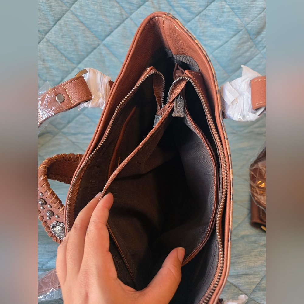 Trinity Ranch Cowhide Purse + Wallet - Picture 8 of 10